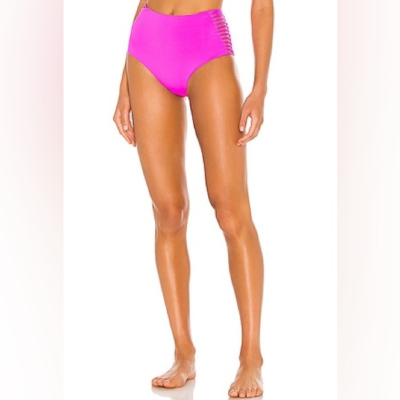 L*SPACE REVOLVE NWT - Picture 4 of 10